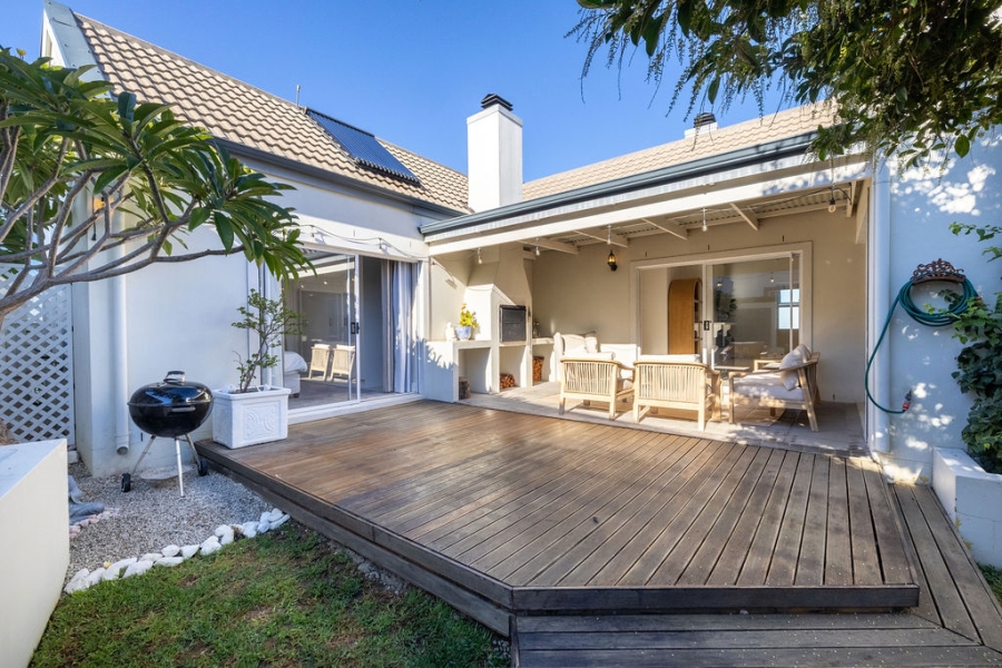 3 Bedroom Property for Sale in Dennegeur Western Cape